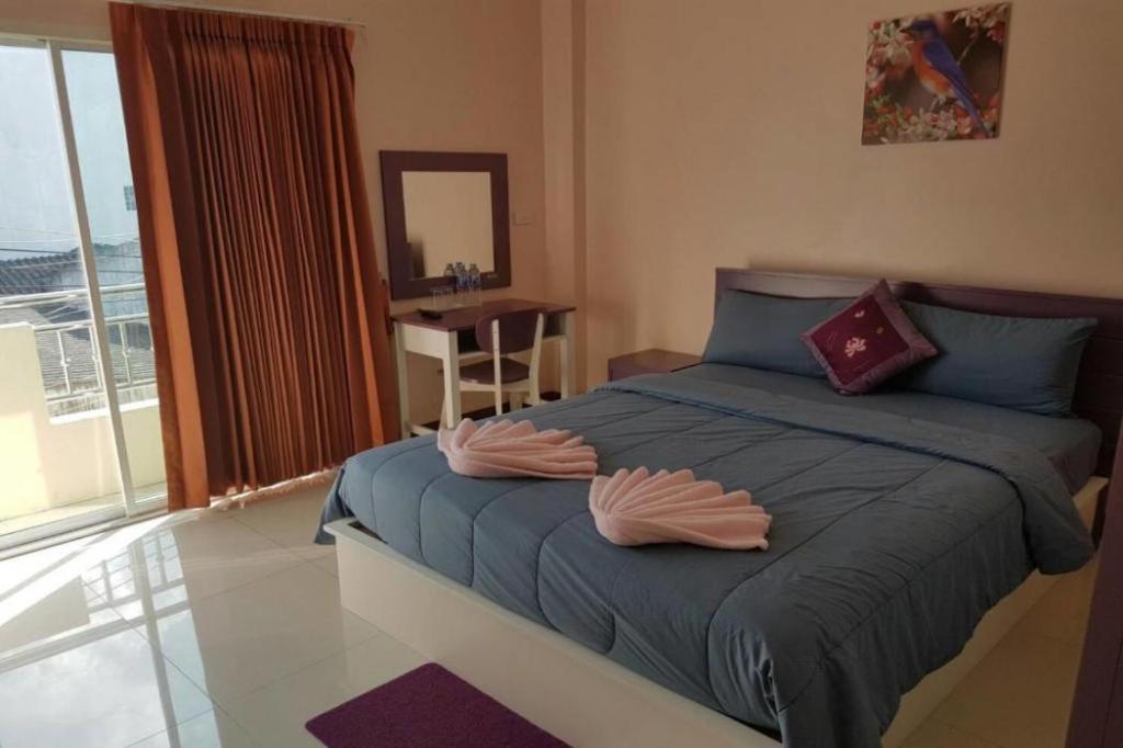 V-House Hotel Trang Esterno foto