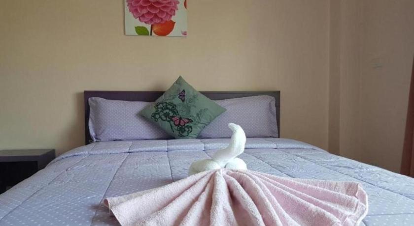 V-House Hotel Trang Esterno foto